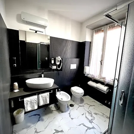 Prati Comfort בית הארחה 4*